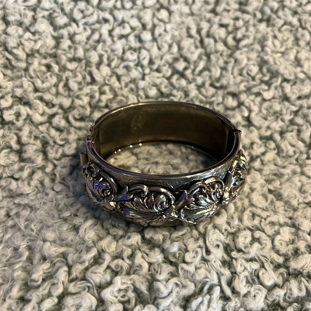 Silver Vintage Cuff Bracelet